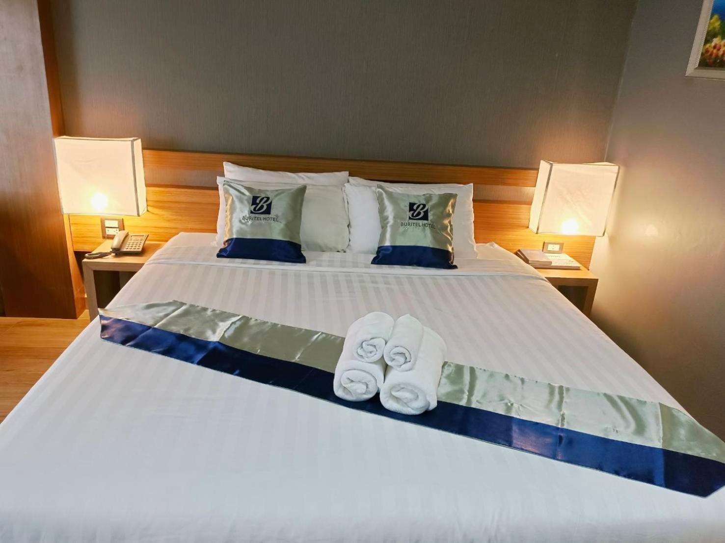 Buritel Hotel Buriram Zimmer foto