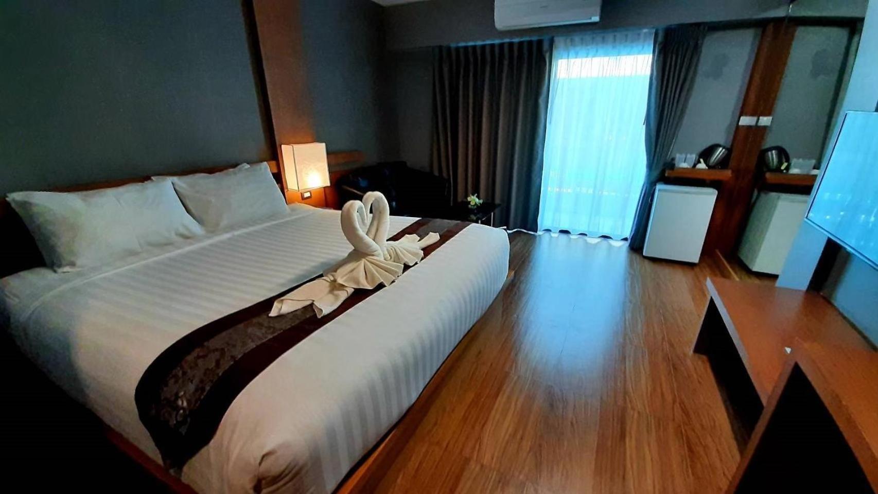 Buritel Hotel Buriram Exterior foto
